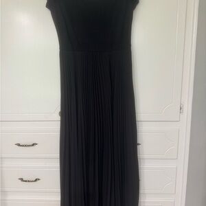 Alice + Olivia Black Pleated Maxi Gown